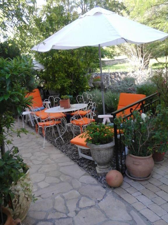 L'Oustale Ruoms Apartamento Exterior foto