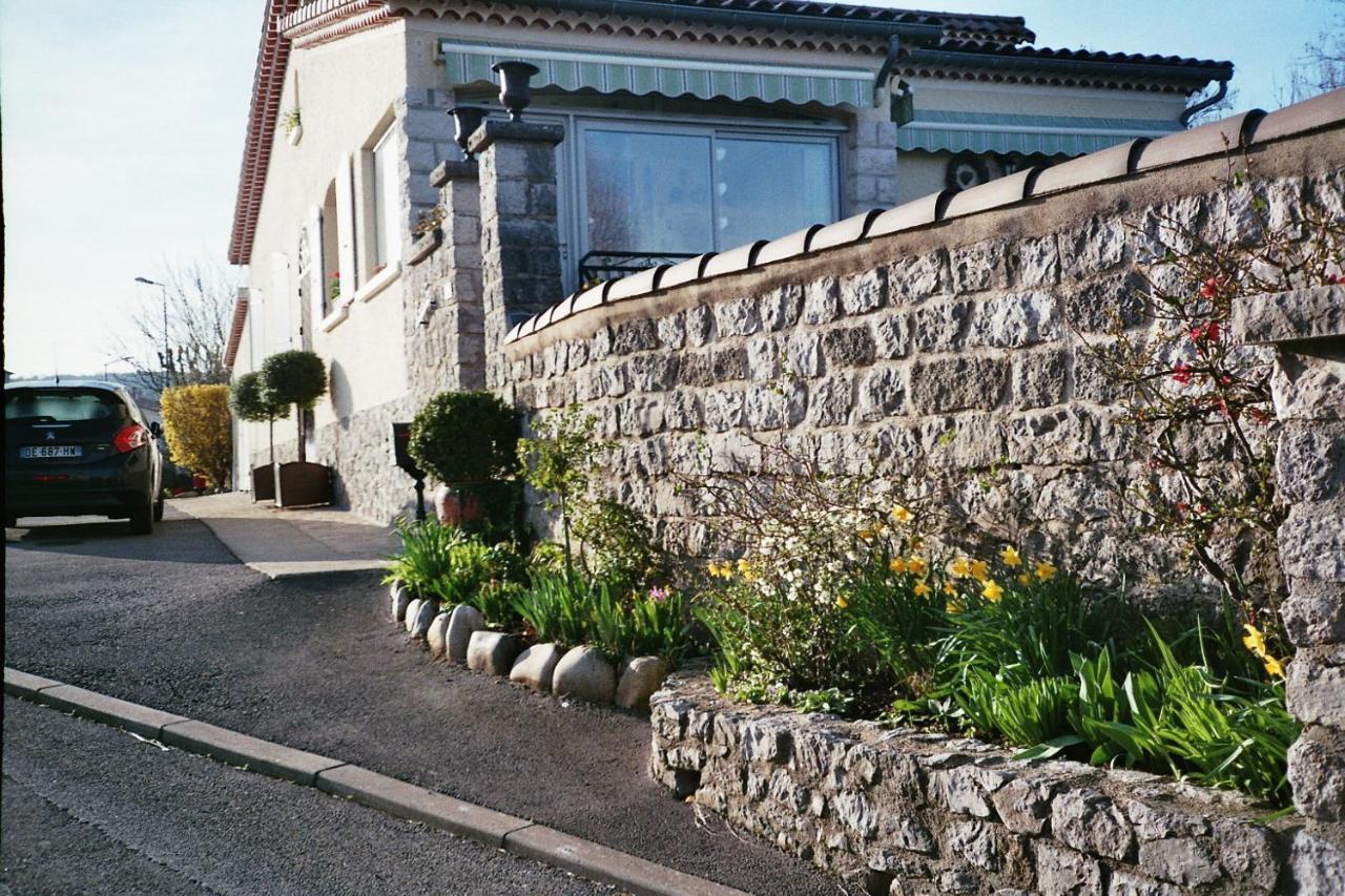 L'Oustale Ruoms Apartamento Exterior foto